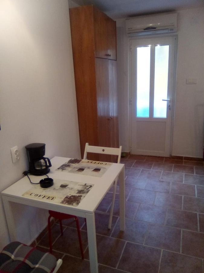 Marinja Studio Apartman Žuljana Kültér fotó